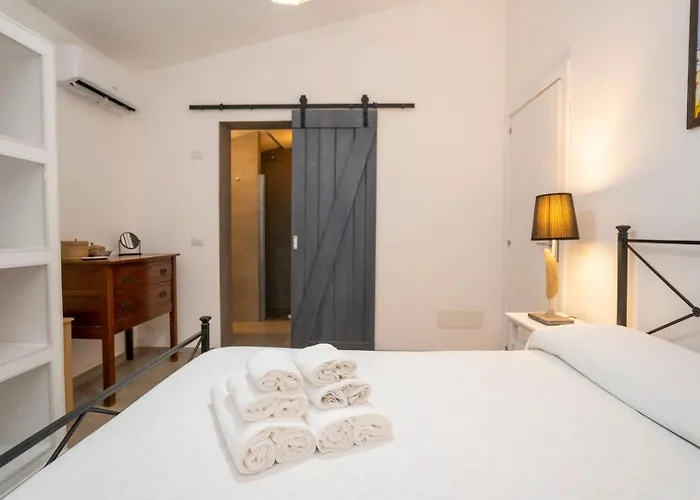 Michaela Con Piscina Privata E Vista Mare * كابو فاتيكانو