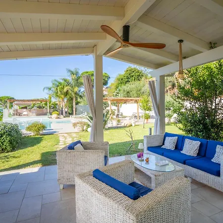 Michaela Con Piscina Privata E Vista Mare *