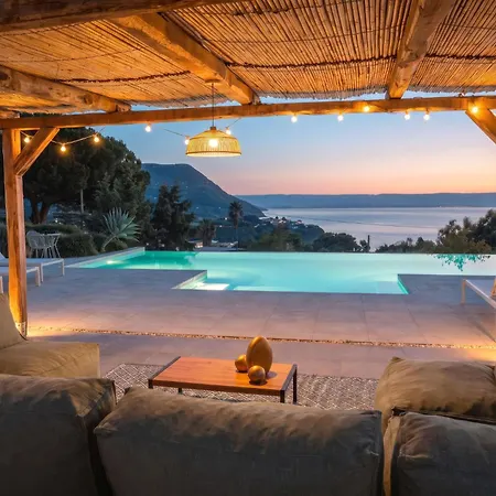 Michaela Con Piscina Privata E Vista Mare Villa