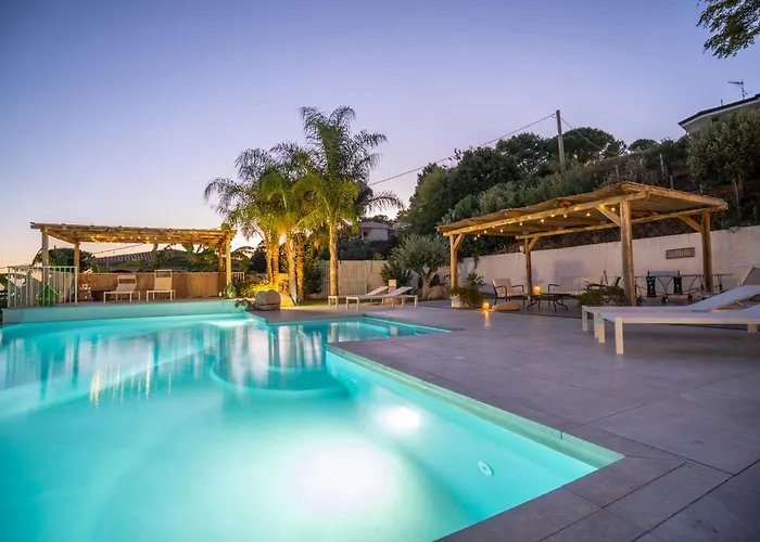 Michaela Con Piscina Privata E Vista Mare * 梵蒂冈角